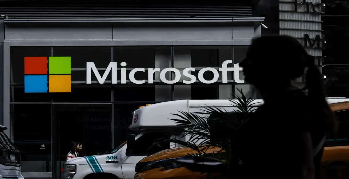 مایکروسافت مسیر ورود تراشه های هوش مصنوعی انویدیا به امارات را هموار کرد؛ سرمایه گذاری 15 میلیارد دلاری تا 2029