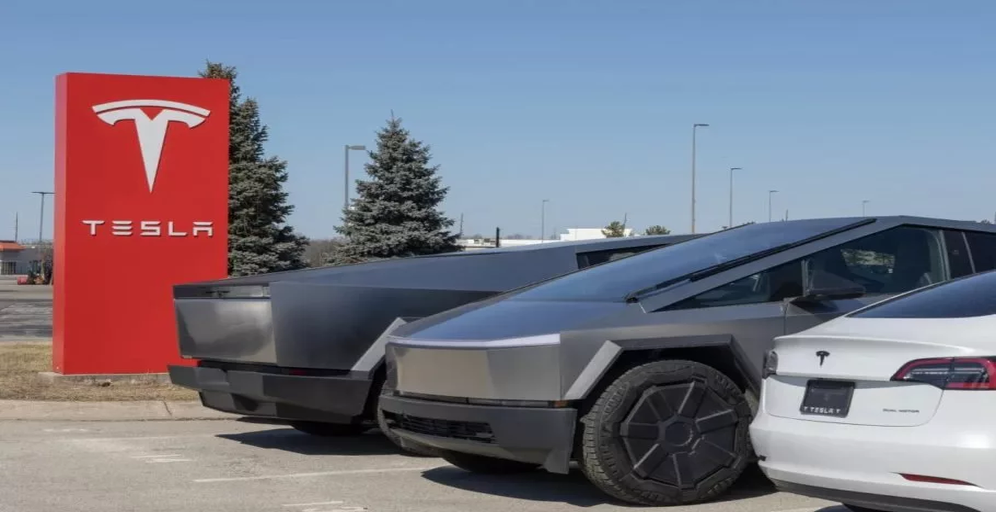 گزارش مالی تسلا در سه ماهه سوم 2025: رکورد تاریخی درآمد در کنار افت شدید سود