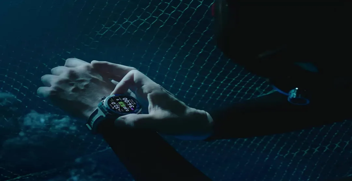 معرفی جامع Huawei Watch Ultimate 2: ساعت هوشمند حرفه ای برای غواصان و ماجراجویان