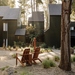 لجد در مارکونی: یک بازنمایی تازه از مکان قدیمی