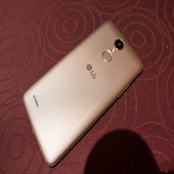 وقتی انفجار یک موبایل ساده، صاحبش را میلیاردر نکرد اما دادگاه را تسلیم کرد! | جزئیات غرامت 200 هزار دلاری ال جی بابت آتش سوزی ناشی از گوشی K8