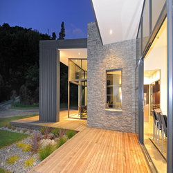 خانه ای در دل طبیعت: زندگی رویایی در آغوش طبیعت 