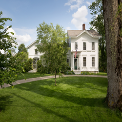 بازسازی خانه تاریخی "هاوس این تاون" توسط الیوت آرشیتکتز