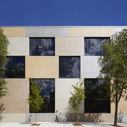 تبدیل مدرسه به یک فضای آموزشی مدرن 