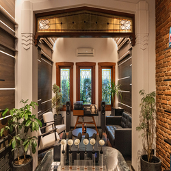 طراحی و چیدمان داخلی کافه Sumthin Else 