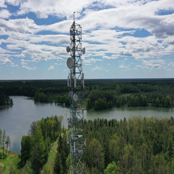 مواد نوآورانه کره ای: جذب 99 درصد امواج الکترومغناطیسی با یک لایه نازک 