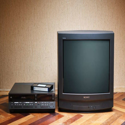 13 دستگاه الکترونیکی قدیمی در خانه که می توانند ارزش مالی بالایی داشته باشند 