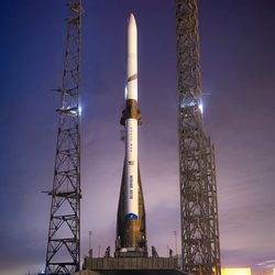 تاخیر در پرتاب موشک New Glenn از سوی Blue Origin 