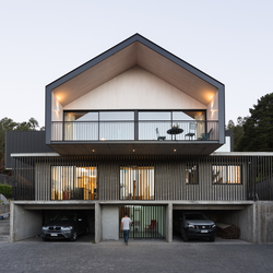 خانه Villuco: پروژه ای نوآورانه در دل تپه های Concepción 