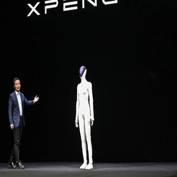 آیرون؛ ربات انسان نمای ایکس پنگ که واقعیت را شگفت زده می کند