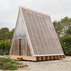 خانه ای با دیوار های ترومب 