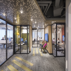 بازطراحی مرکز تحقیق و توسعه نیو انگلند مایکروسافت: تحول فضای کار برای تقویت همکاری و نوآوری