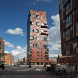 برج دارچین: یک شاهکار نئوگوتیک در هامبورگ 