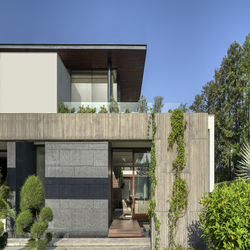Folded Wall House :طراحی و ساخت خانه در حومه شهر