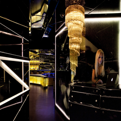 رستوران آلگرا: جواهری در قلب دبی