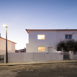 محله کازلاس در لیسبون: بازسازی خانه های تاریخی با معماری مدرن 