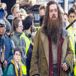 تصاویر جدید سریال هری پاتر؛ پشت صحنه جذاب در خیابان های لندن