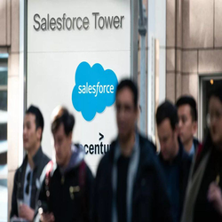 اعتراف Salesforce: چرا جایگزینی 4 هزار نیروی پشتیبانی با هوش مصنوعی یک اشتباه بود؟